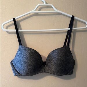 PINK Victoria’s Secret - Women's Gray Padded Bra